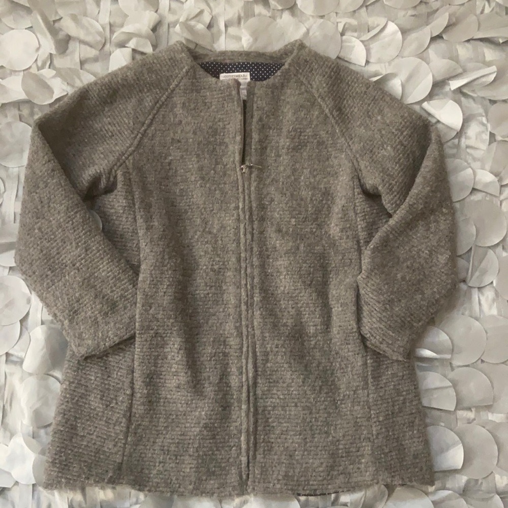 Excellent condition! Wool-like jacket for girls.